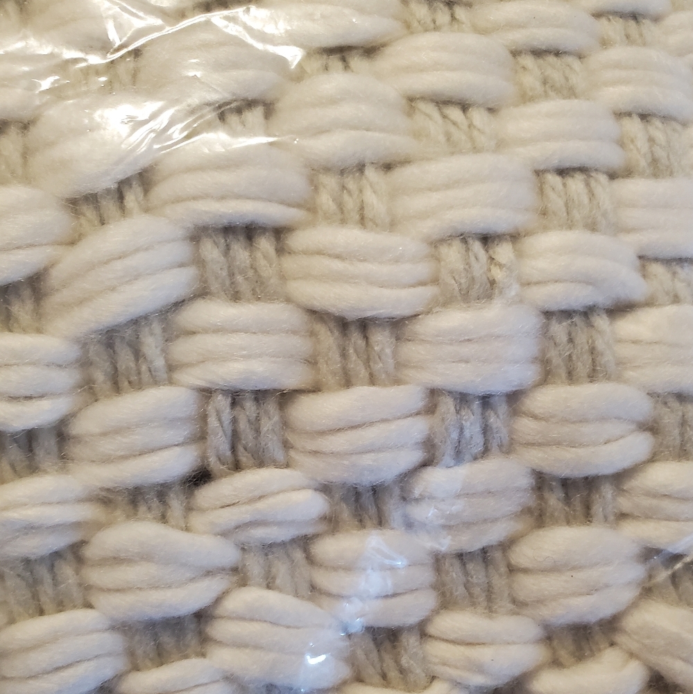 Anthropologie Ashleigh Basketwoven Scarf - Picture 6 of 7
